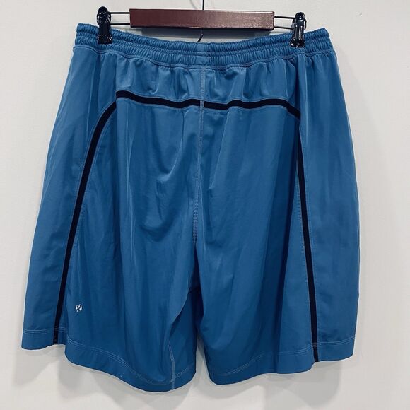LULULEMON XL Men’s Pacebreaker Lined Running Shorts 10” Blue Black Stripe Casual - Picture 15 of 16